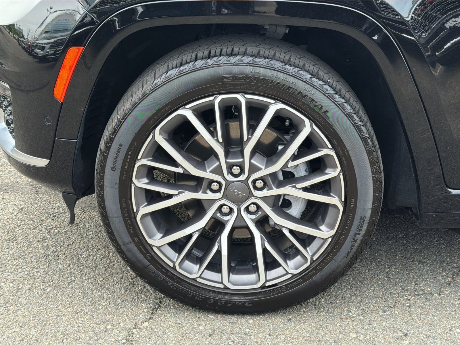 Used 2024 Jeep Grand Cherokee L Summit image 12