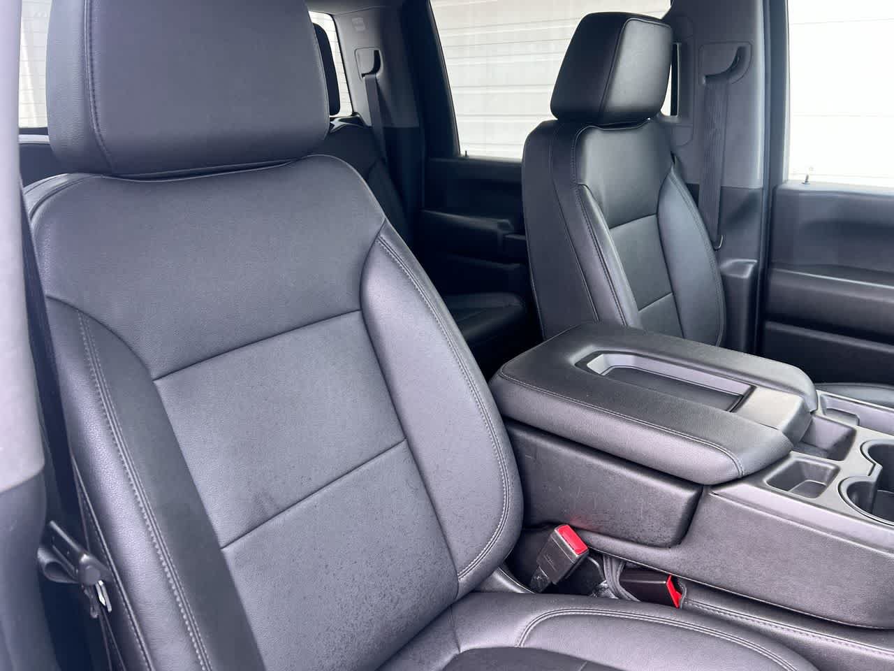 Used 2022 Chevrolet Silverado 2500 W/T w/ WT Convenience Package AWD/4WD image 28