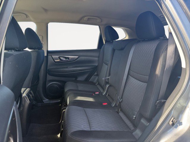 Used 2020 Nissan Rogue SV AWD/4WD image 12