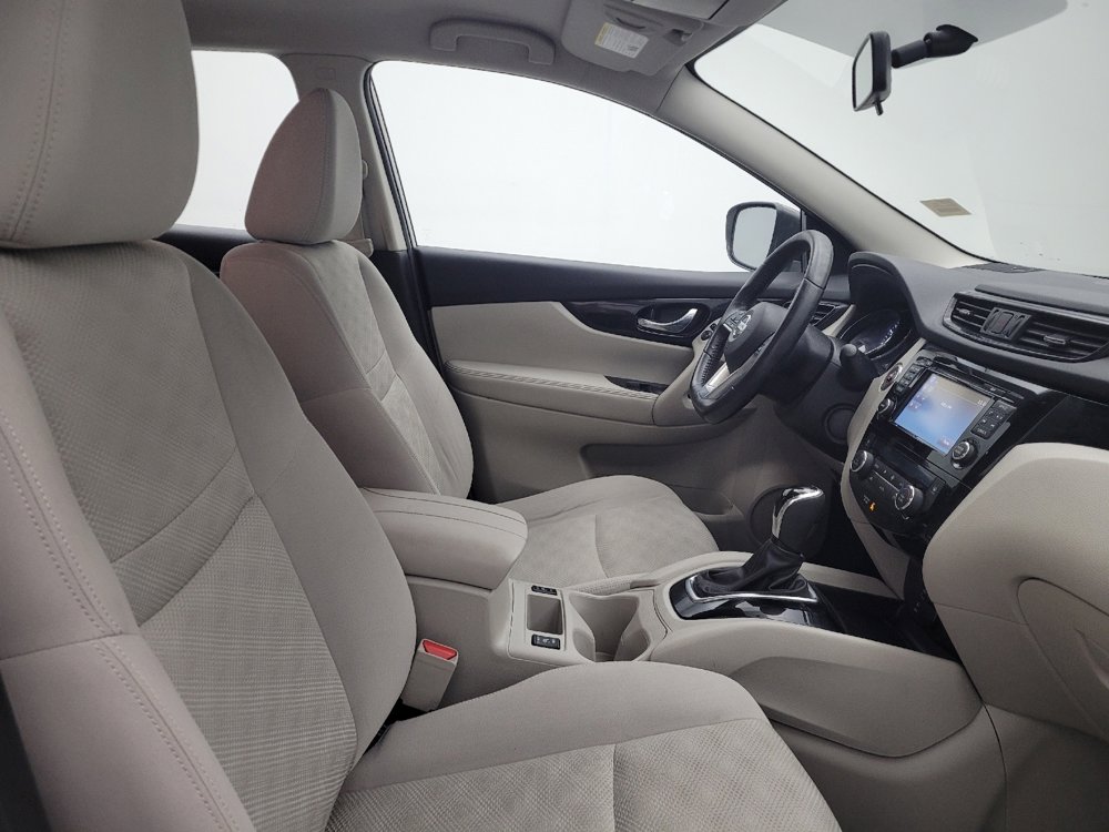 Used 2018 Nissan Rogue Sport SV w/ SV Technology Package image 21