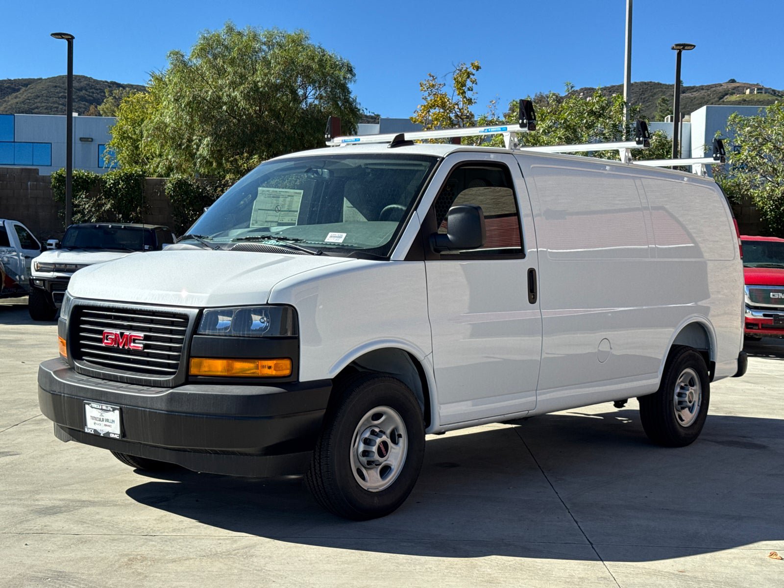 New 2025 GMC Savana 2500 w/ Driver Convenience Package RWD image 4