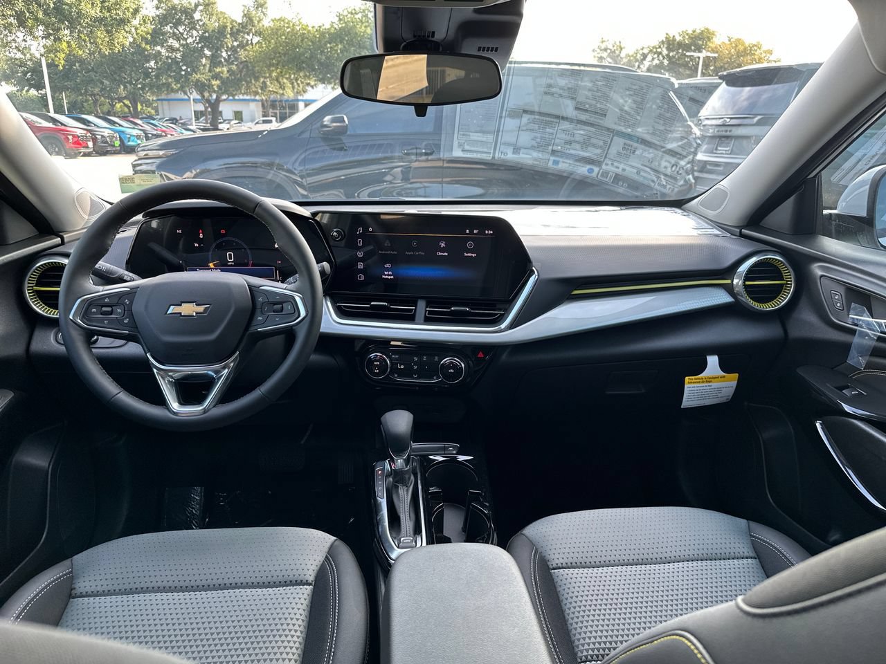 New 2026 Chevrolet Trax LT w/ LT Convenience Package FWD image 13