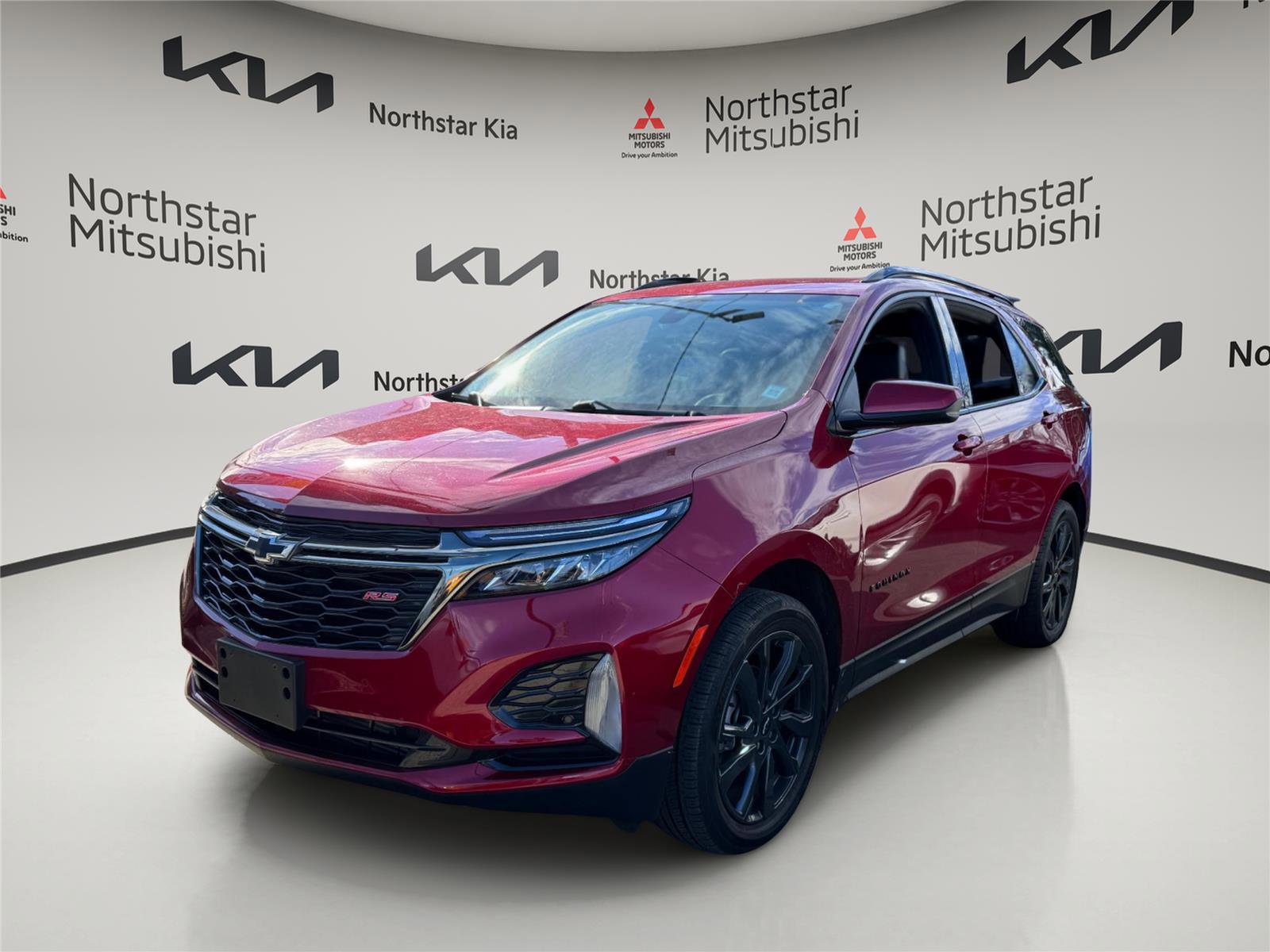 Used 2023 Chevrolet Equinox RS image 1