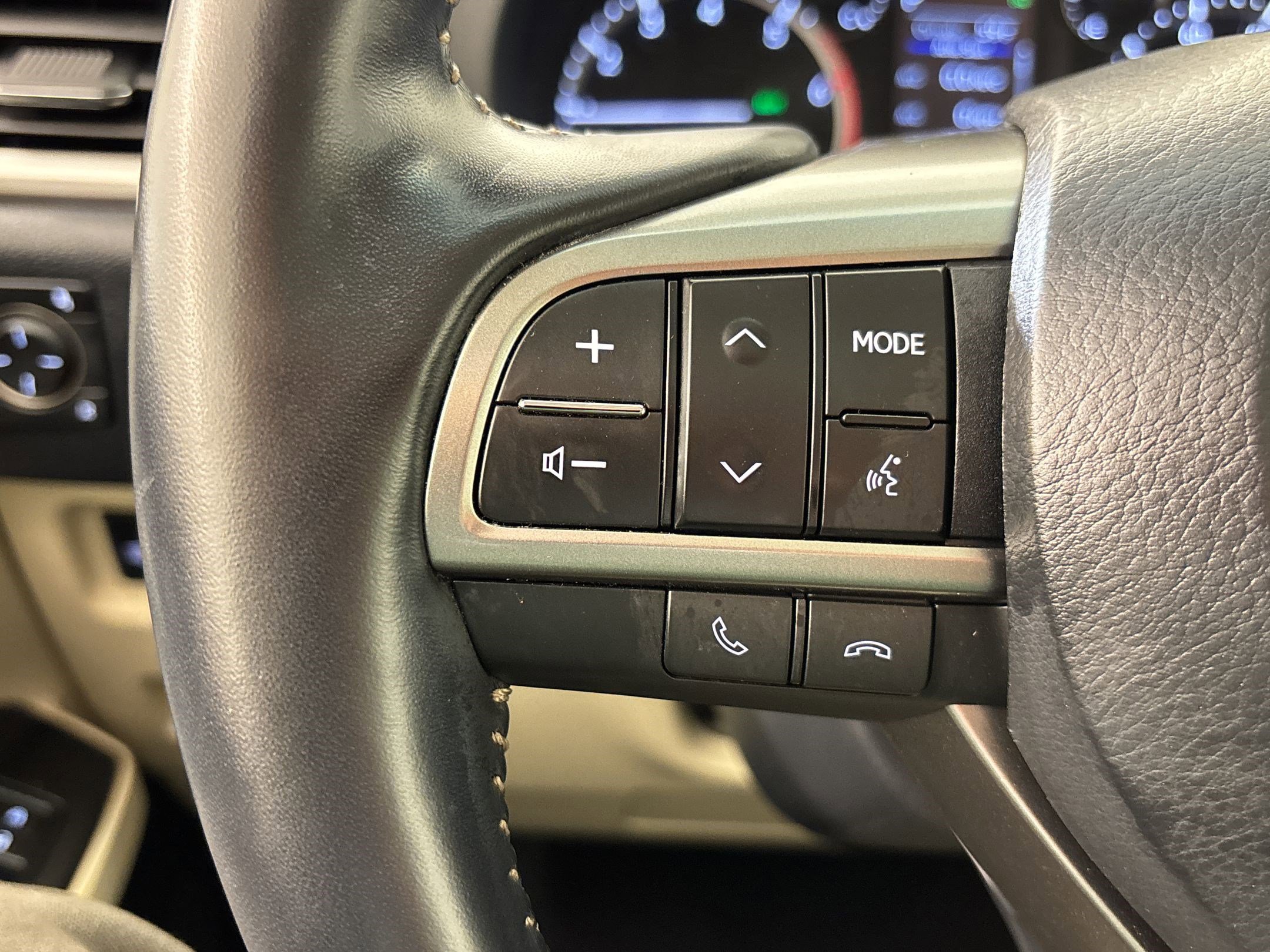 Used 2023 Lexus GX 460 Premium w/ Premium Plus Package AWD/4WD image 15