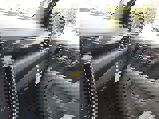 New 2026 GMC Yukon Elevation w/ Elevation Premium Package image 25