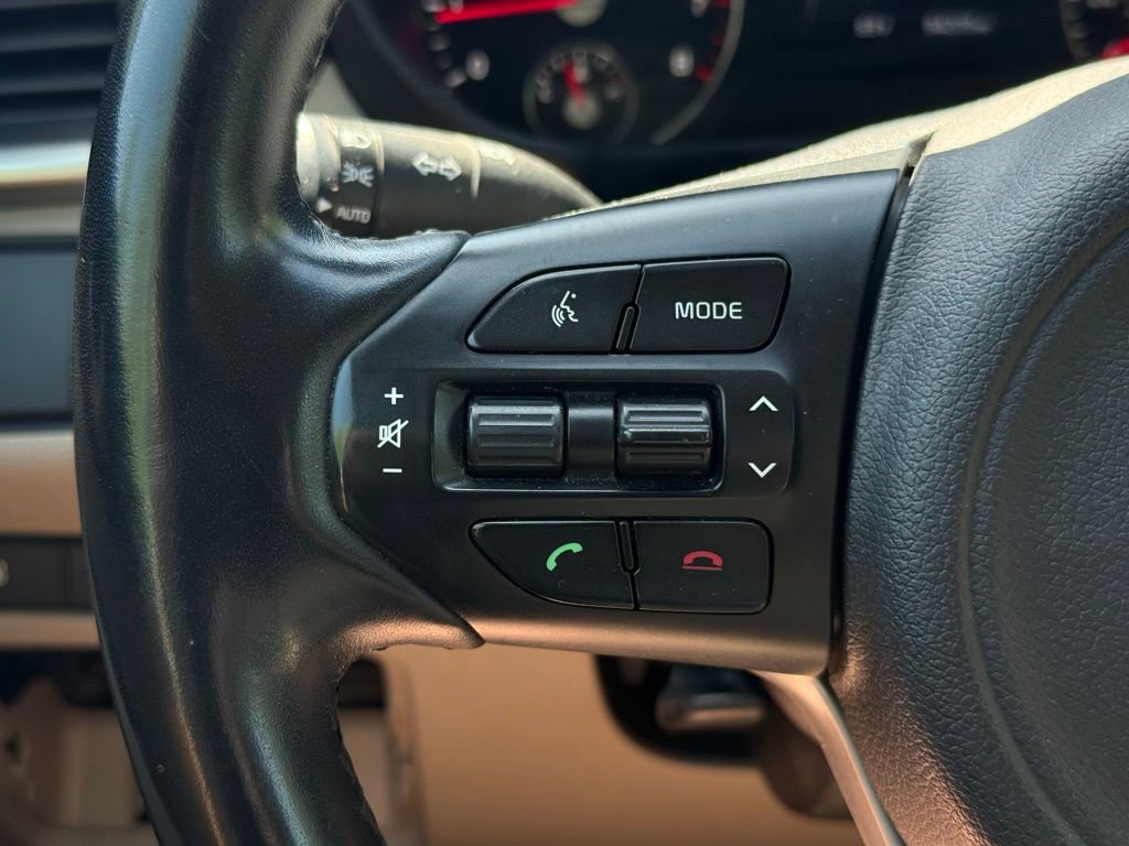 Used 2018 Kia Sorento AWD image 16