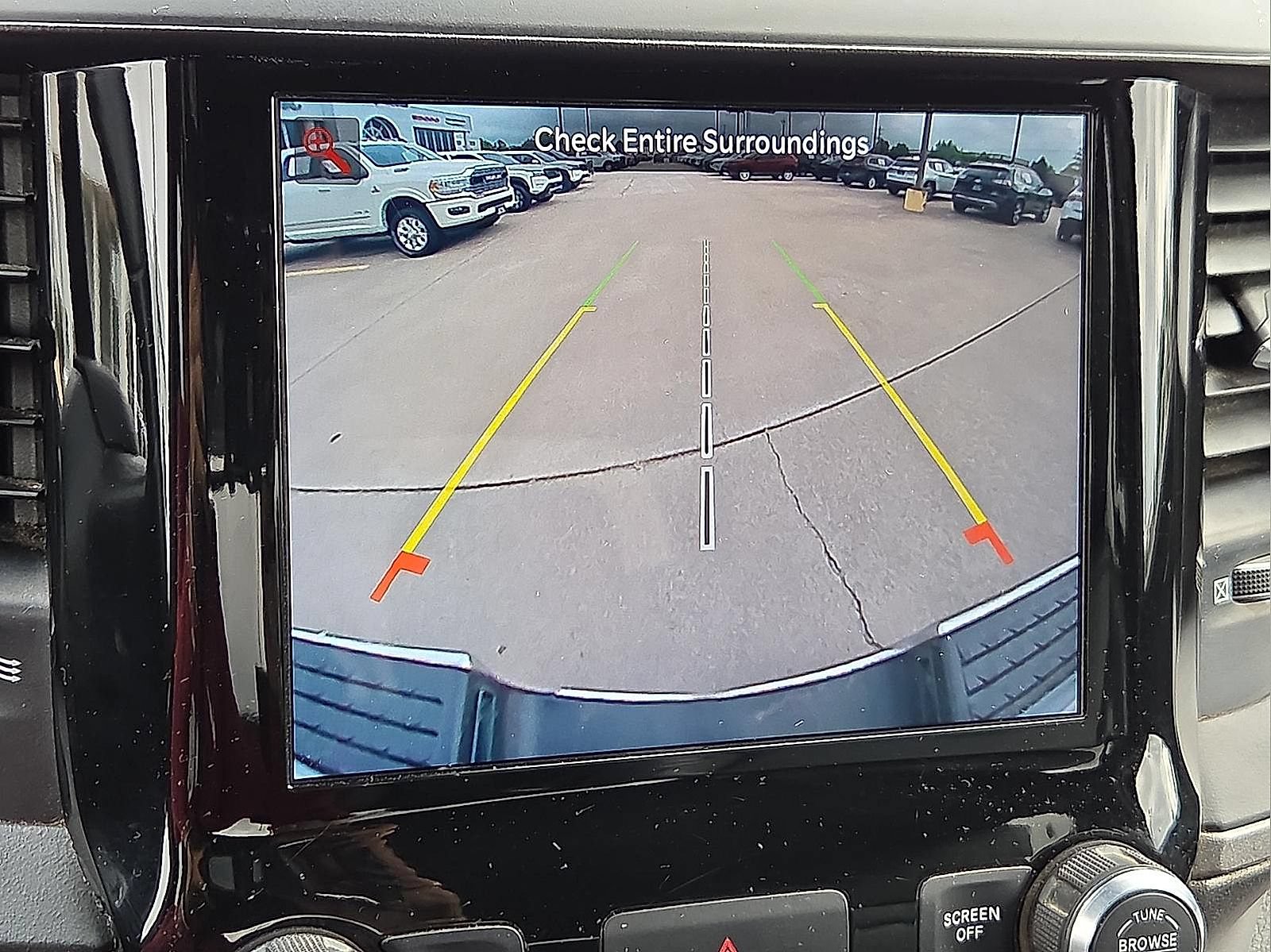 Used 2022 RAM 2500 Tradesman w/ Chrome Appearance Group AWD/4WD image 16