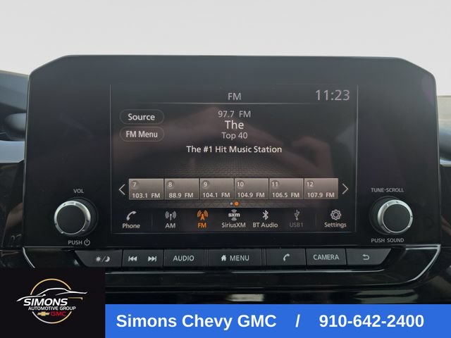 Used 2024 Nissan Pathfinder SV w/ SV Premium Package FWD image 13