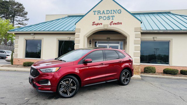 Used 2019 Ford Edge ST w/ Equipment Group 401A AWD/4WD image 3