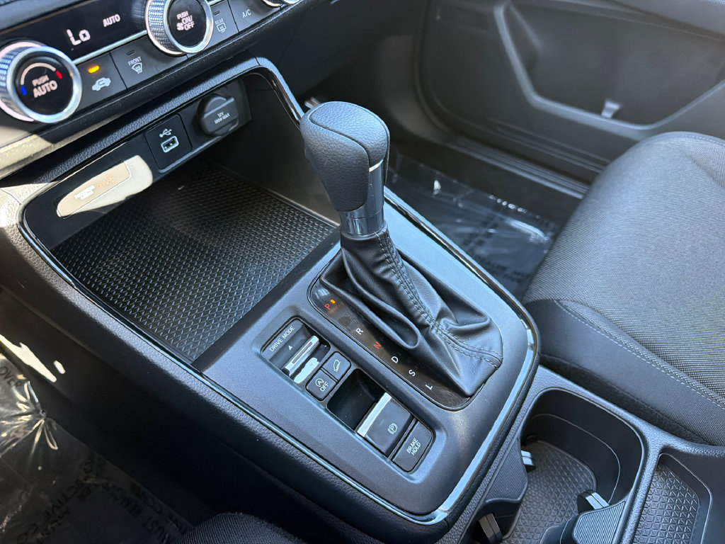 Used 2024 Honda CR-V LX image 28