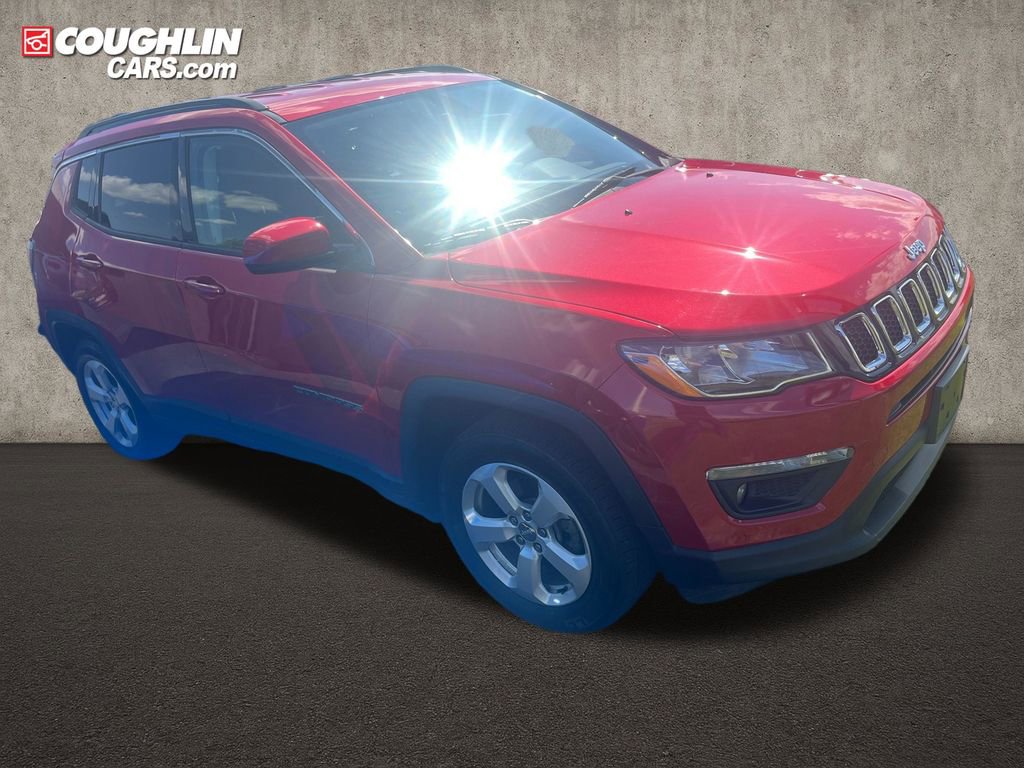 Used 2018 Jeep Compass Latitude w/ Popular Equipment Group FWD image 5