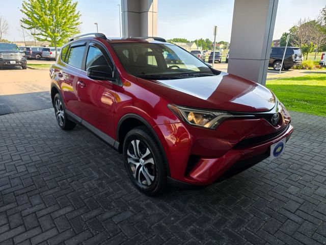 Used 2017 Toyota RAV4 LE w/ Carpet Mat Package AWD/4WD image 5