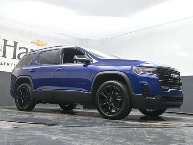 Used 2023 GMC Acadia SLE w/ Driver Convenience Package image 2