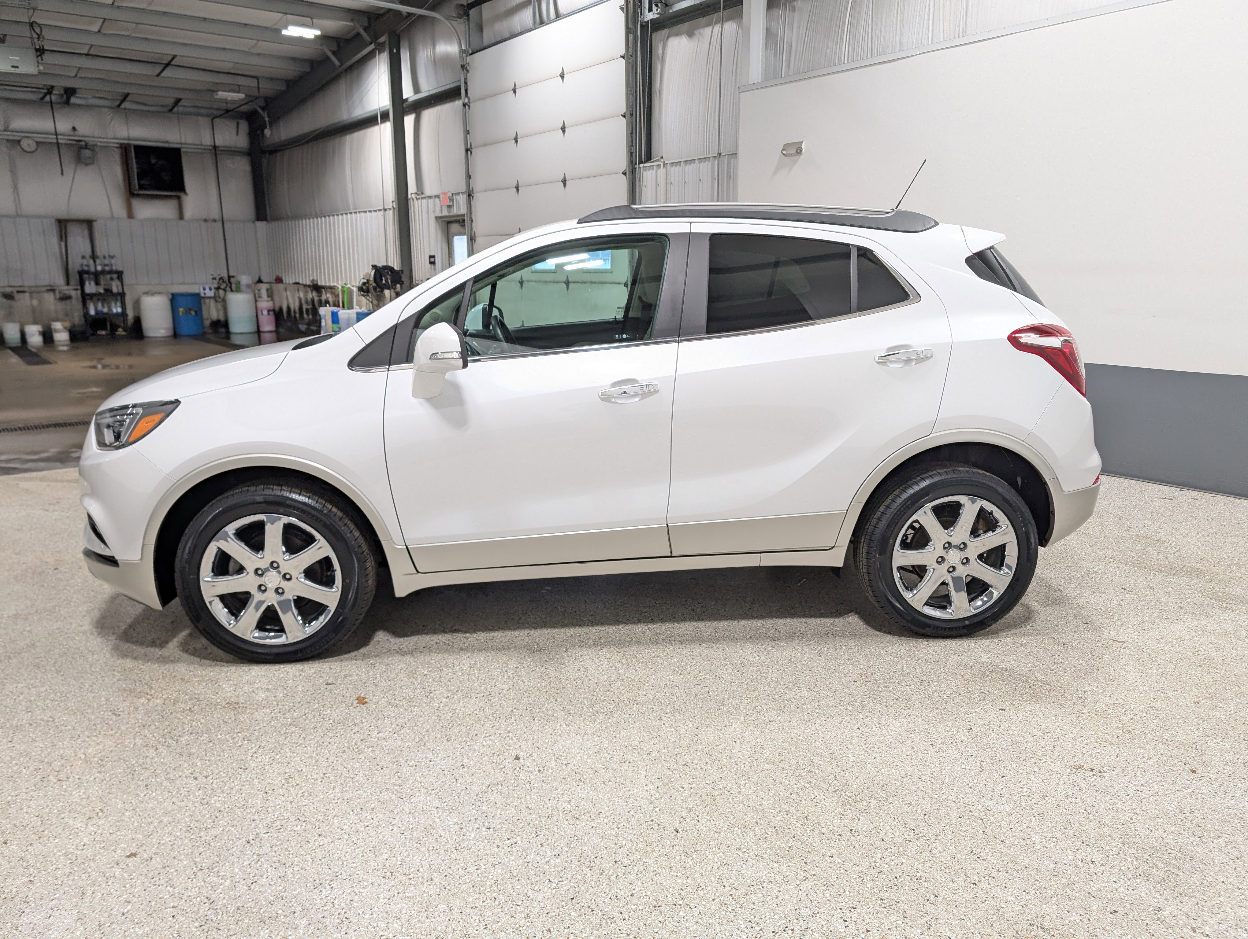 Used 2018 Buick Encore Premium w/ Experience Buick Package AWD/4WD image 6