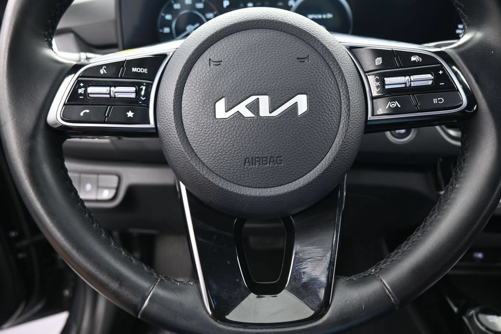 Used 2024 Kia Seltos EX FWD image 33