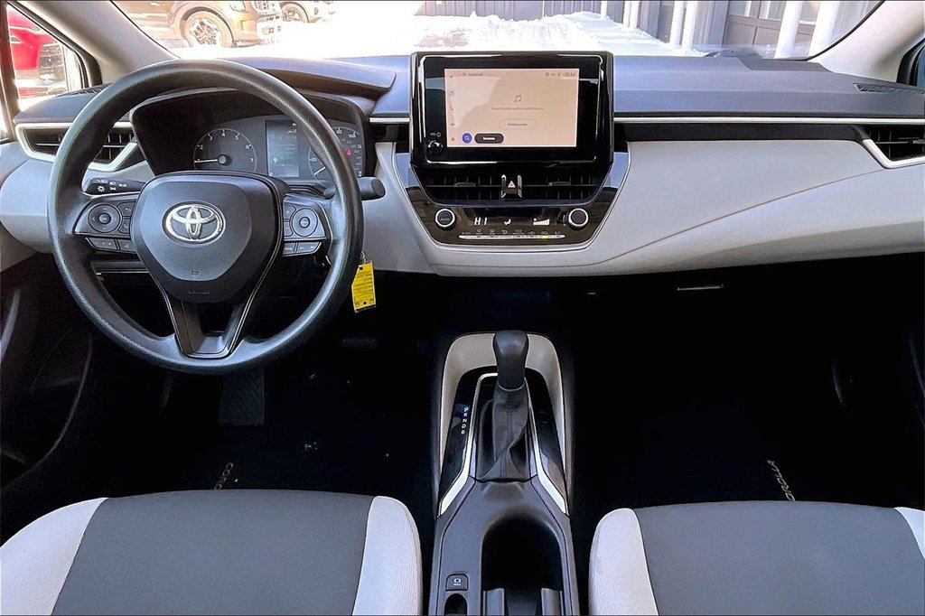 Used 2024 Toyota Corolla LE image 15