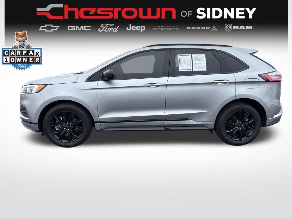 Used 2022 Ford Edge SE w/ Black Appearance Package image 2
