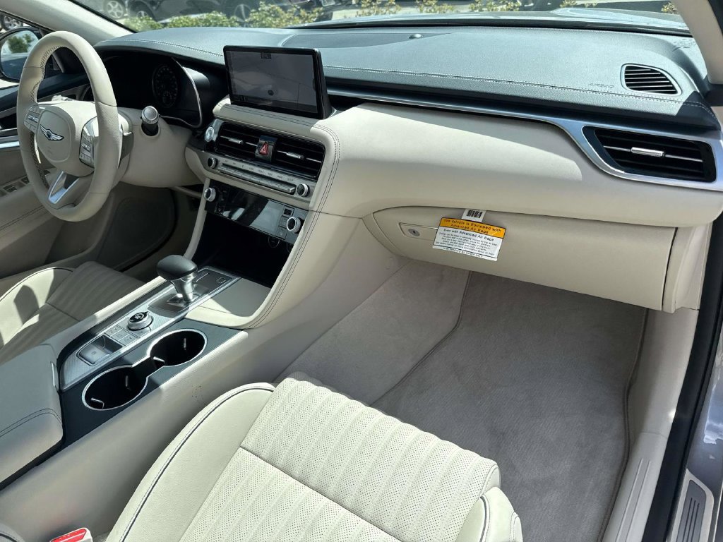 Used 2026 Genesis G70 2.5T Prestige RWD image 16