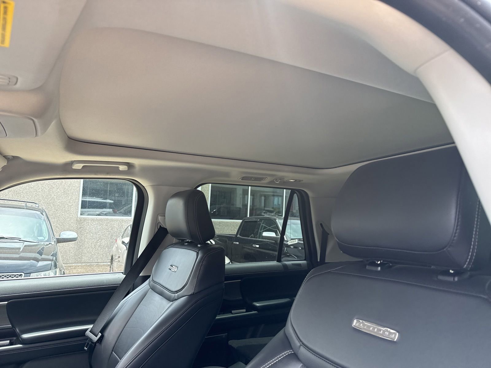 Used 2025 Ford Expedition Max Platinum AWD/4WD image 15