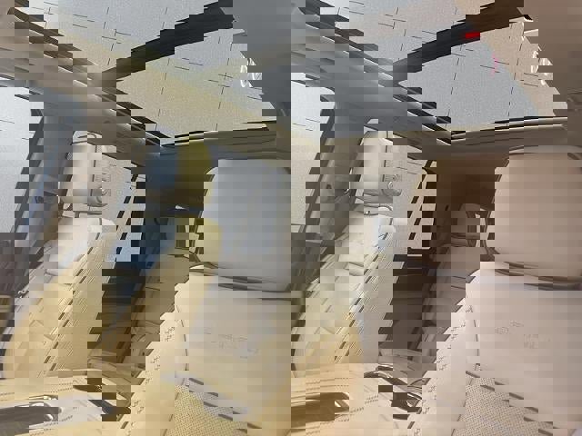 Used 2022 GMC Yukon Denali w/ Denali Premium Package image 21