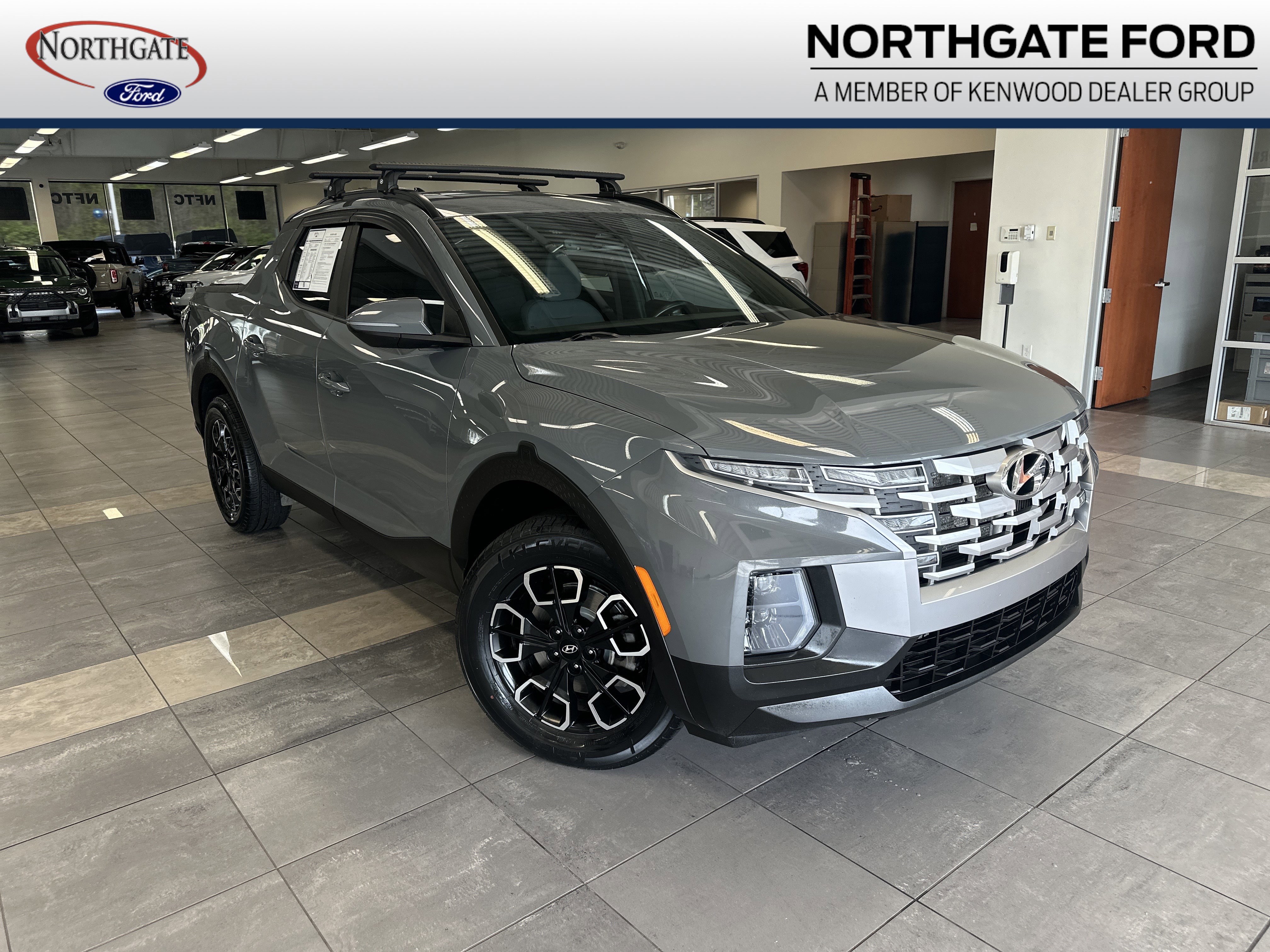 Used 2022 Hyundai Santa Cruz SEL Premium AWD/4WD image 1