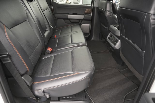 Used 2025 Ford F250 Lariat w/ Lariat Ultimate Package image 16