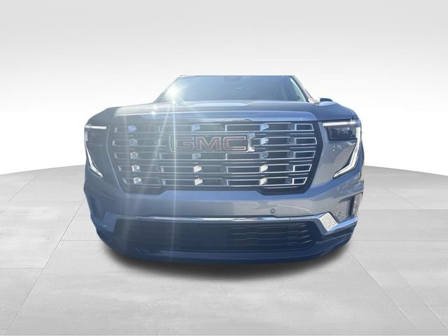 Used 2024 GMC Acadia Denali w/ Super Cruise Package FWD video 2