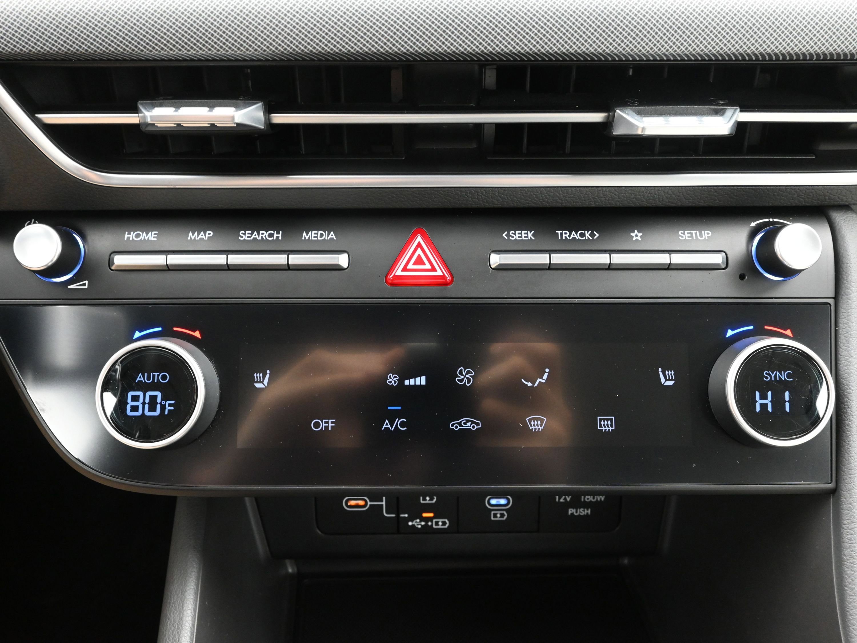 Certified 2025 Hyundai Sonata SEL image 18