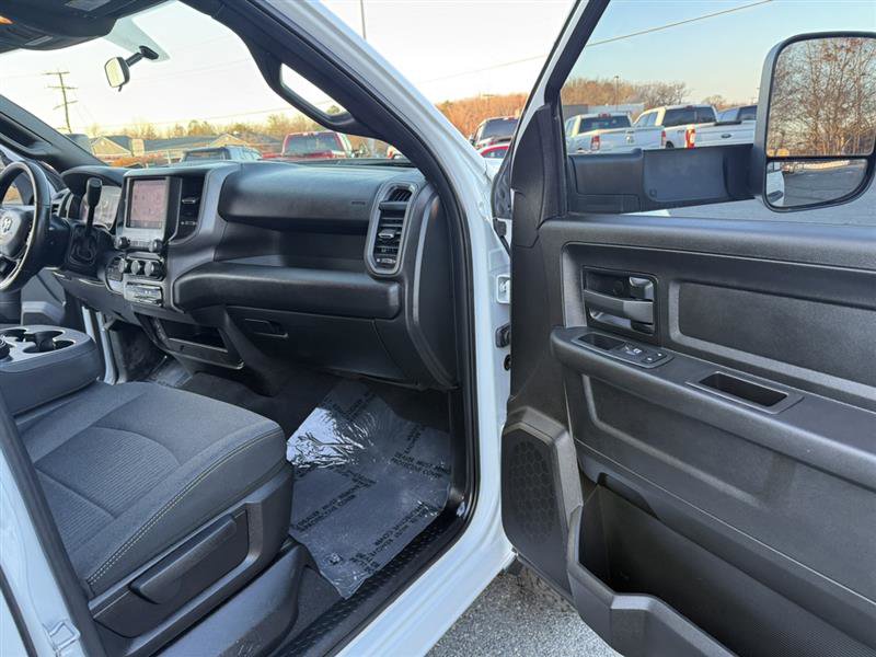 Used 2022 RAM 3500 Tradesman image 13