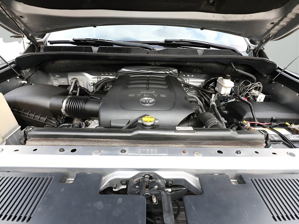 Used 2014 Toyota Tundra Limited w/ Limited Premium Package AWD/4WD image 22