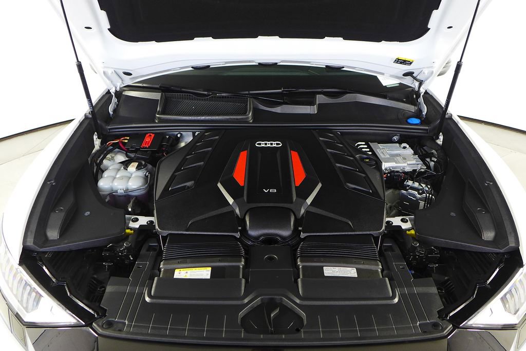 Used 2023 Audi SQ8 Prestige w/ Prestige Package image 6