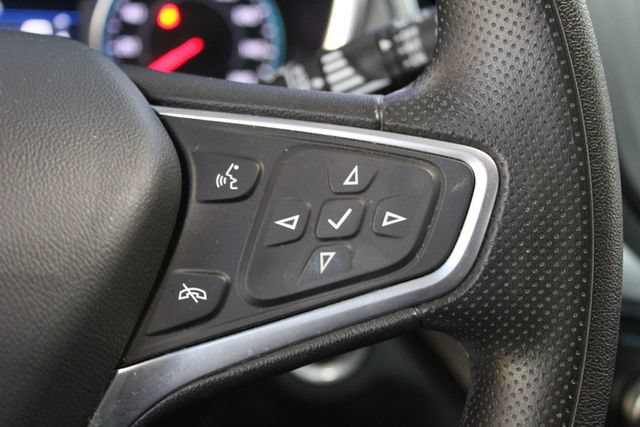 Used 2023 Chevrolet Equinox LS w/ LS Convenience Package AWD/4WD image 17