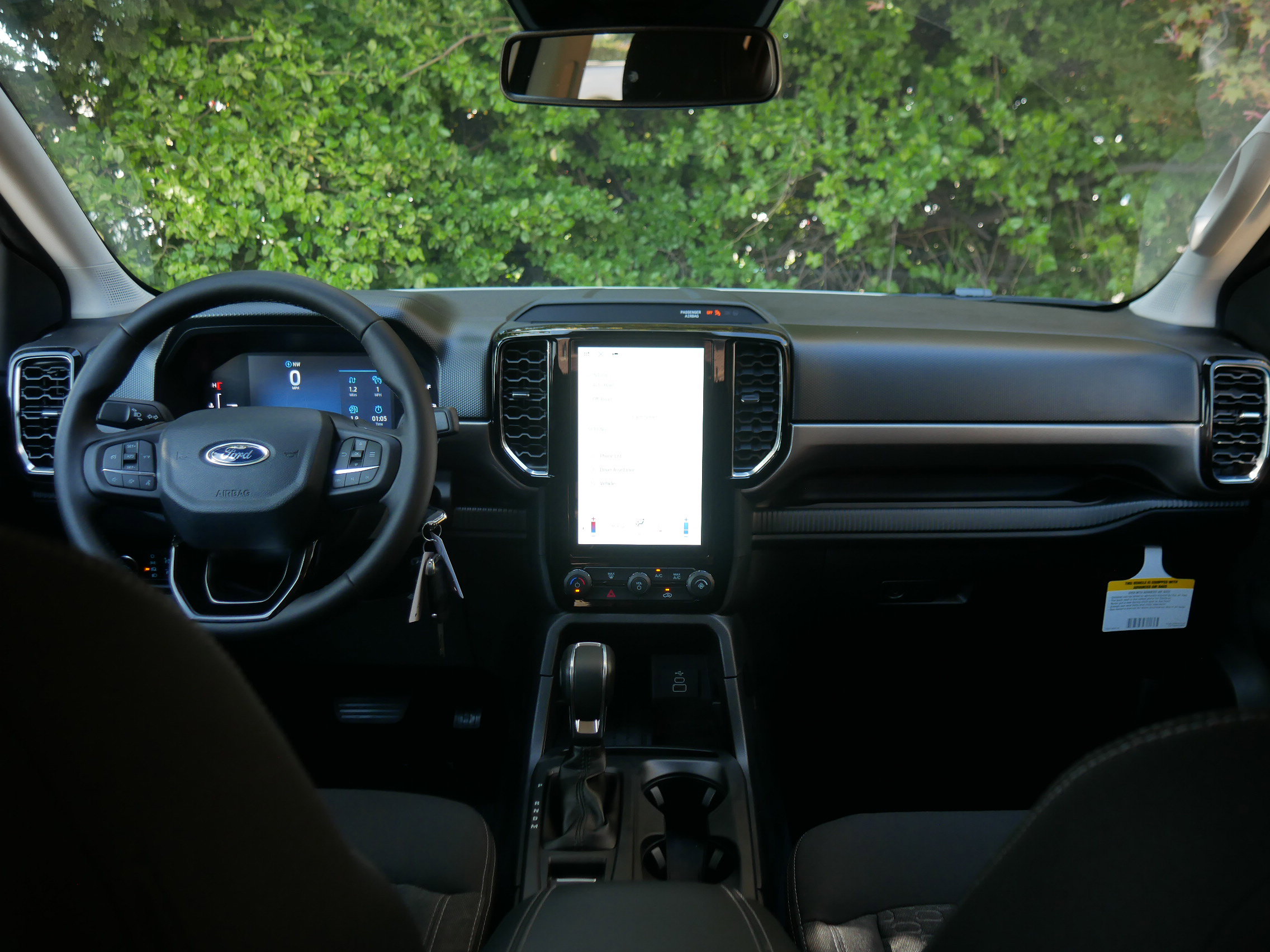 New 2025 Ford Ranger XLT w/ FX4 Off-Road Package image 9