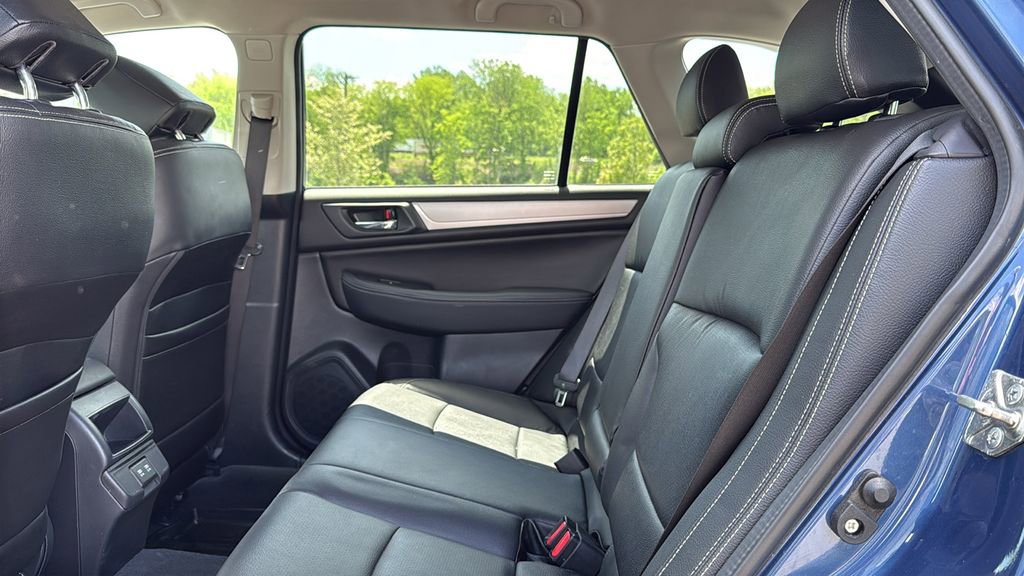 Used 2019 Subaru Outback 2.5i Premium AWD/4WD image 25