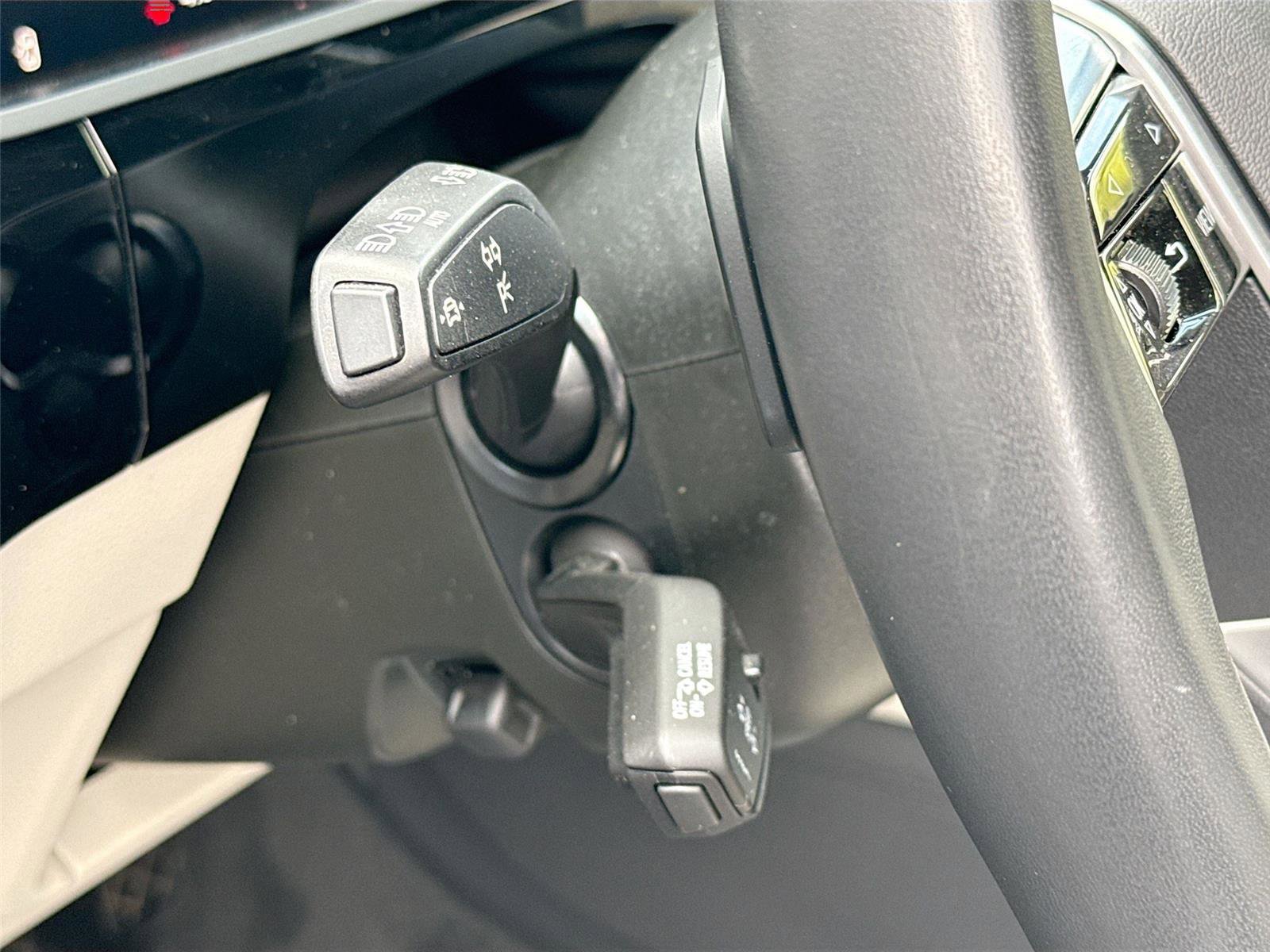 Certified 2024 Audi Q8 e-tron Premium Plus w/ Premium Plus Package image 10