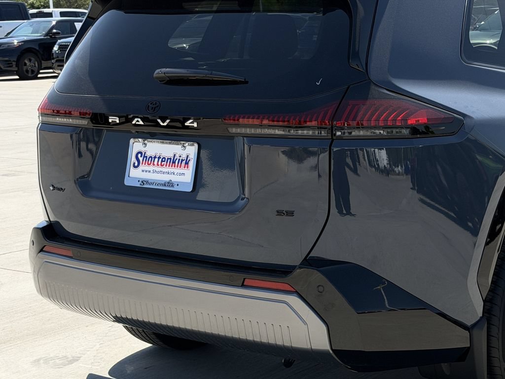 Used 2026 Toyota RAV4 SE FWD image 6
