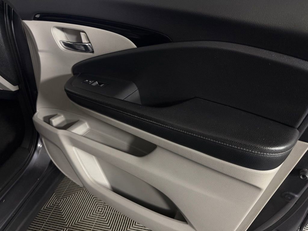 Used 2017 Honda Pilot Touring image 34