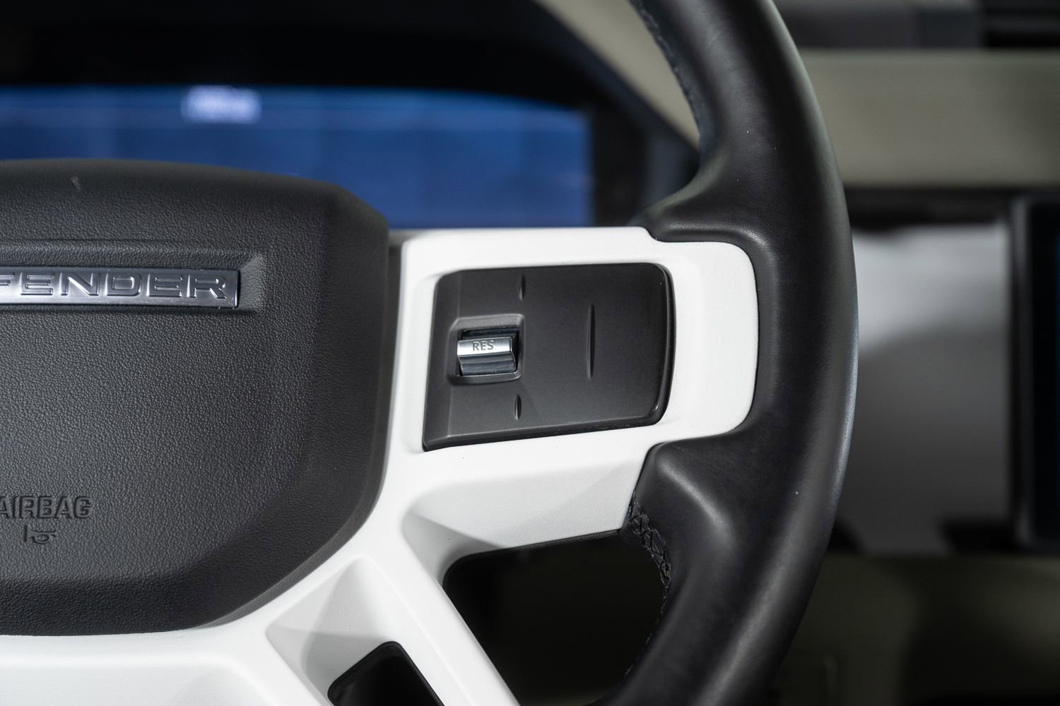 Used 2020 Land Rover Defender 110 S AWD/4WD image 31