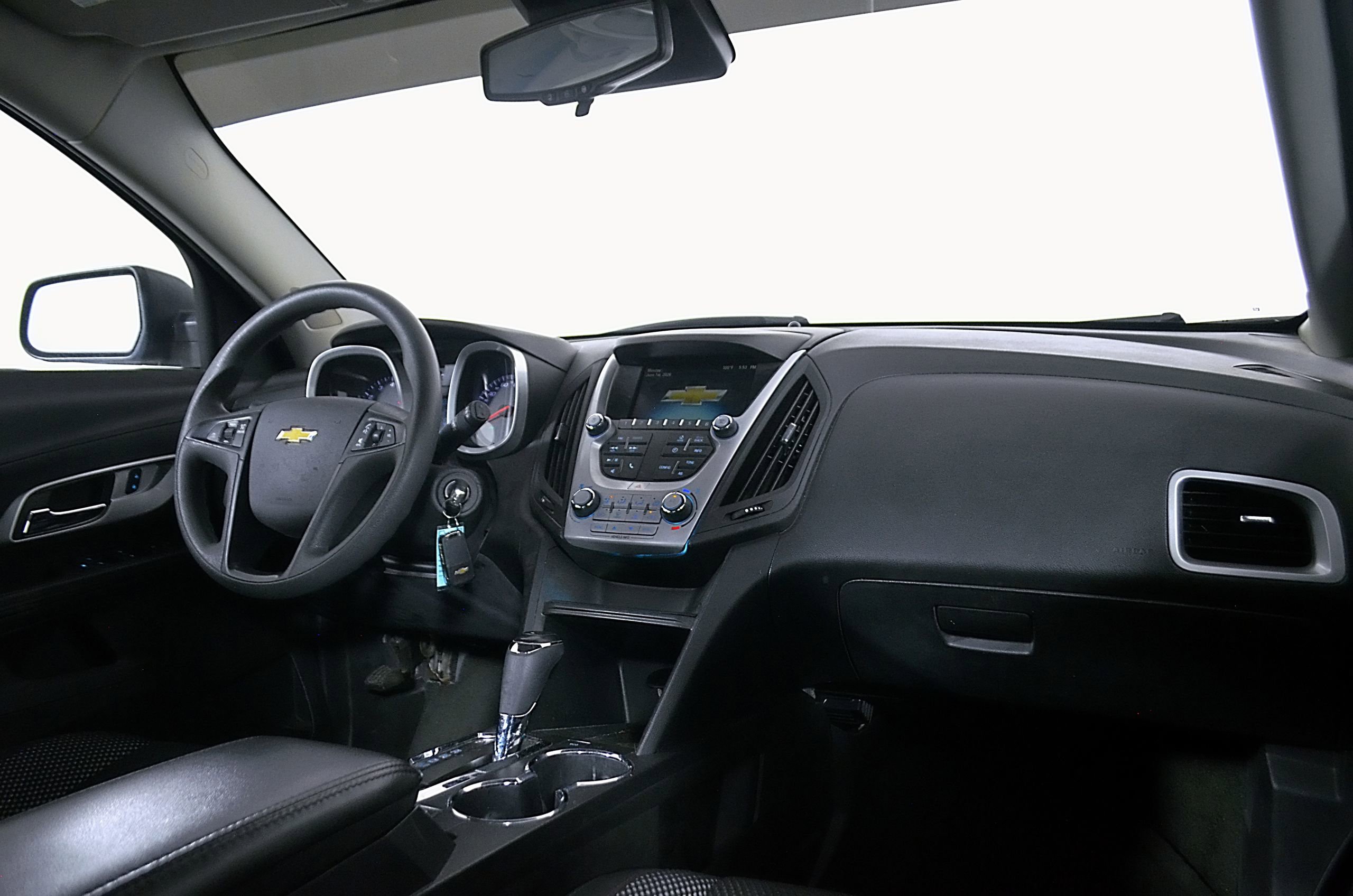Used 2017 Chevrolet Equinox LS FWD image 23