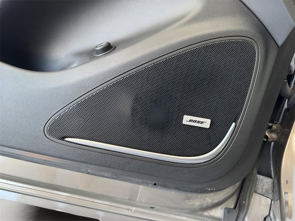 Used 2019 Buick Envision Premium image 16