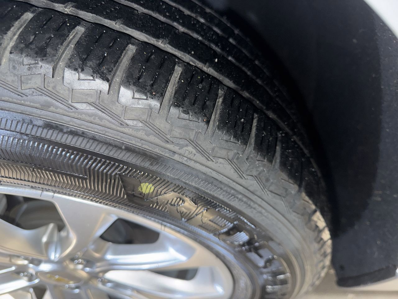 Used 2020 Chevrolet Equinox LS w/ LS Convenience Package image 11