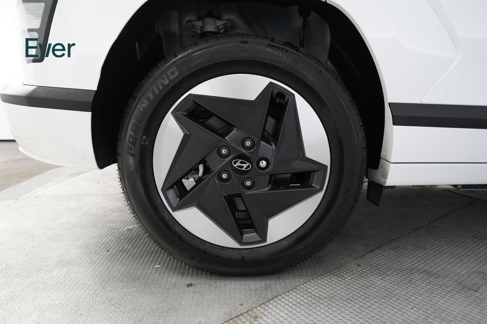 Used 2024 Hyundai Kona SEL FWD image 21