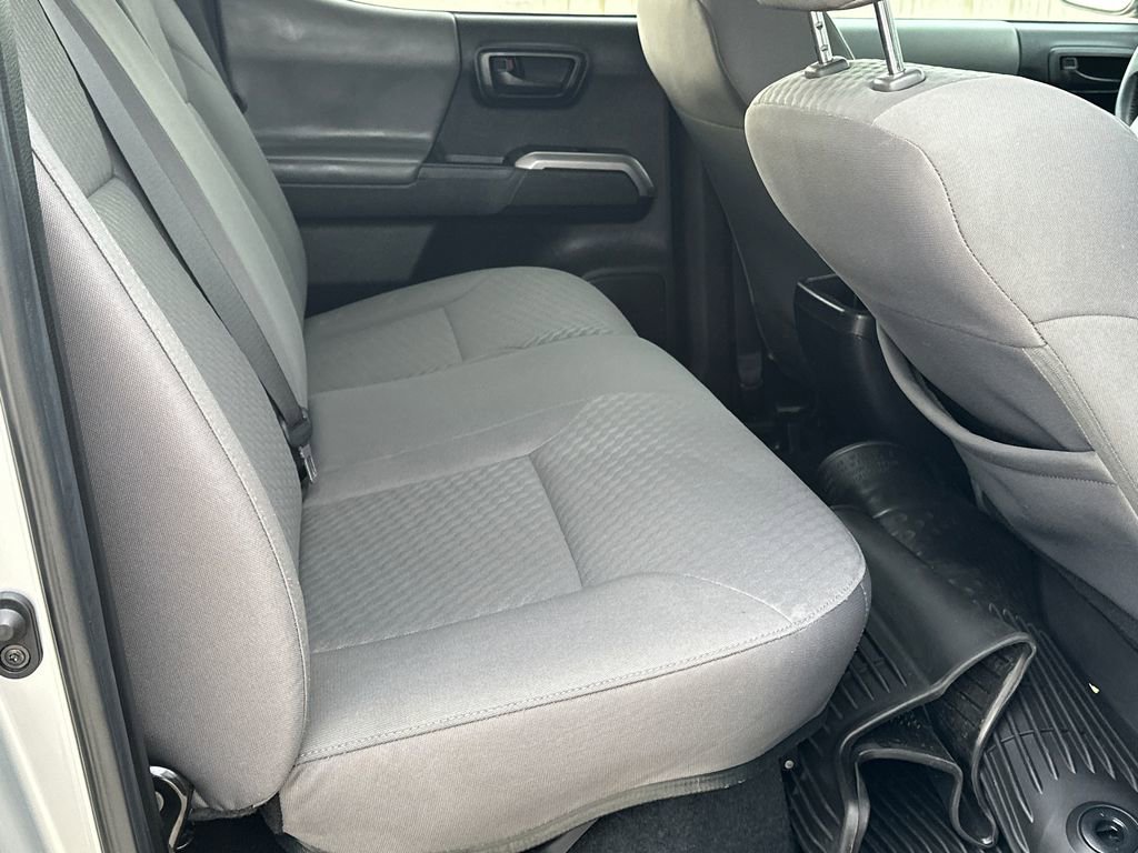 Used 2023 Toyota Tacoma SR5 AWD/4WD image 14