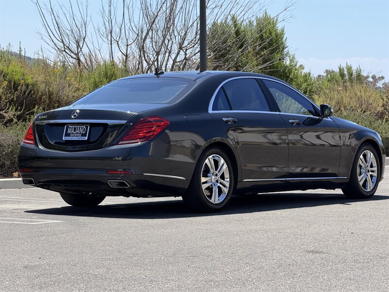 Used 2017 Mercedes-Benz S 550 Sedan image 4