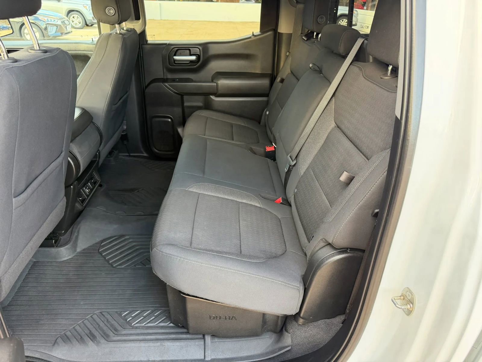 Used 2020 Chevrolet Silverado 1500 LT w/ All-Star Edition image 5