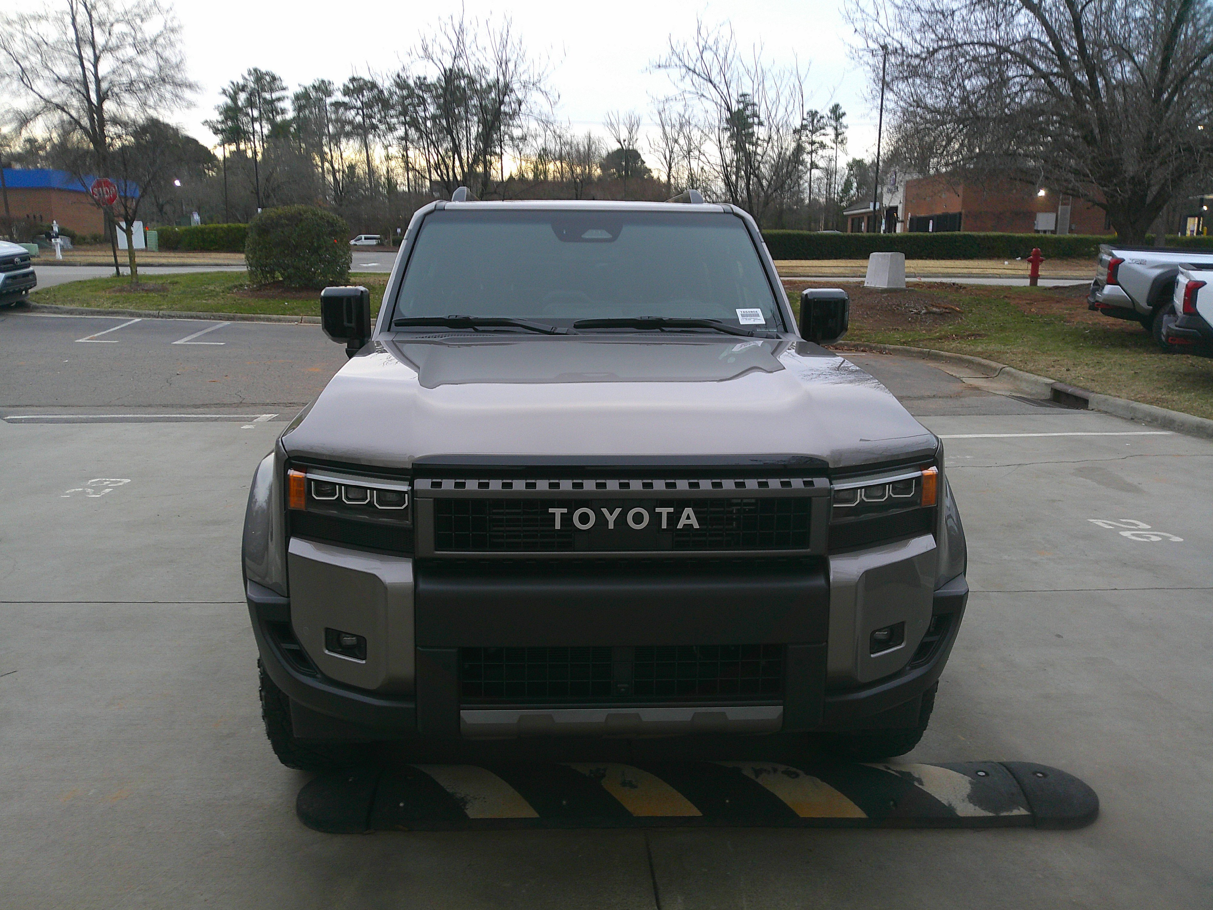 Used 2025 Toyota Land Cruiser image 3