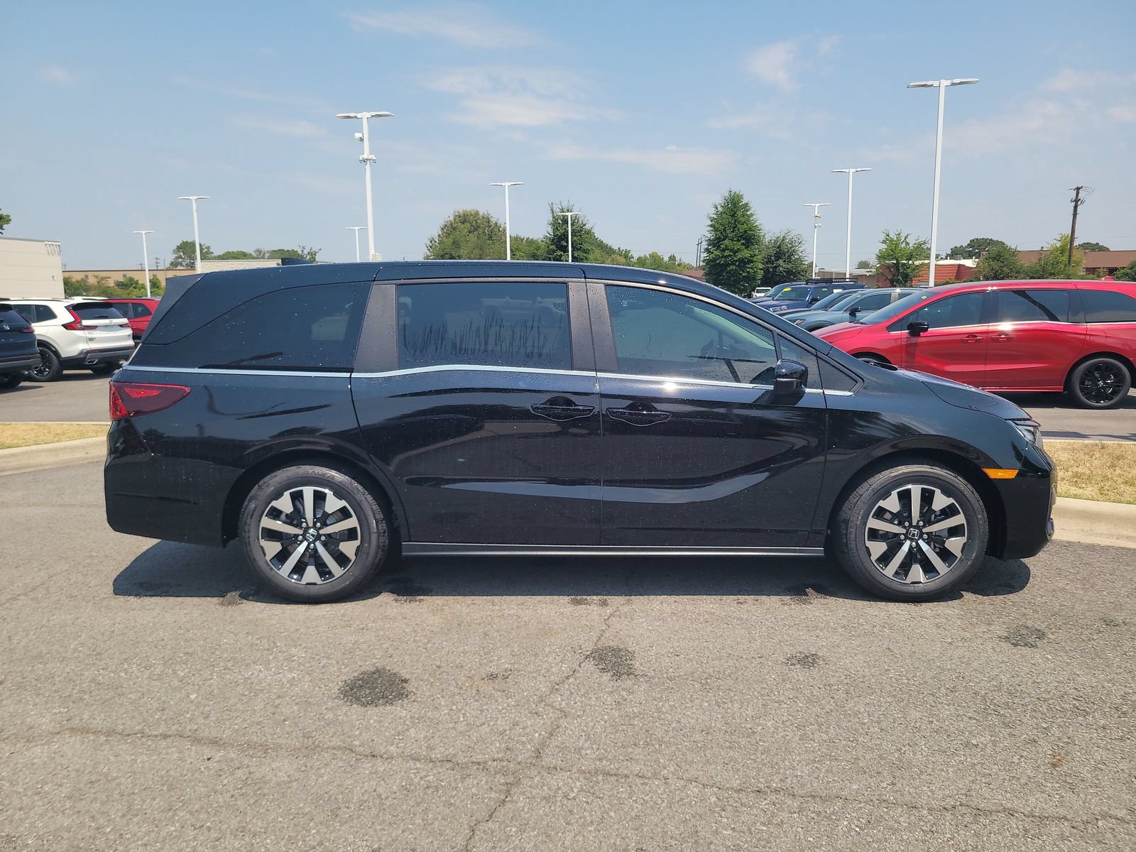 New 2026 Honda Odyssey EX-L image 2