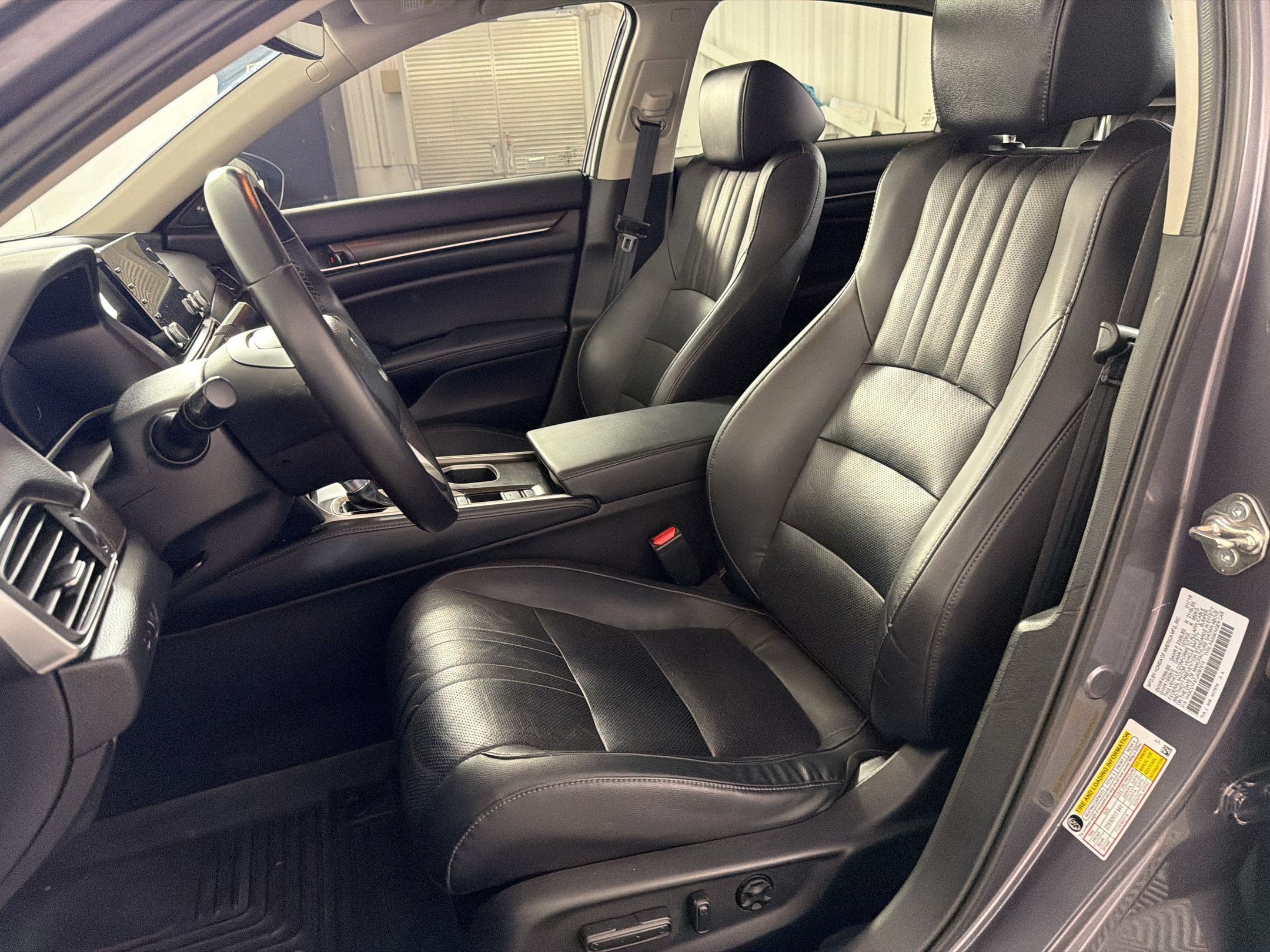 Used 2018 Honda Accord EX-L image 5