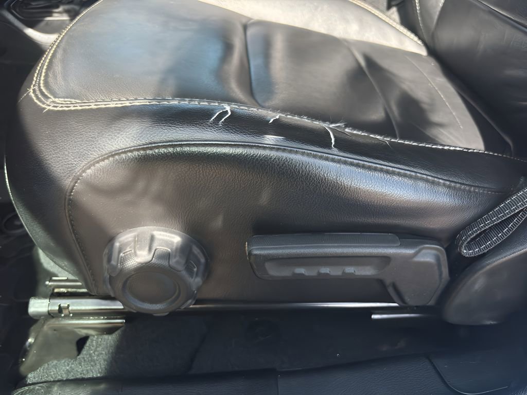 Used 2020 Jeep Gladiator Overland image 17