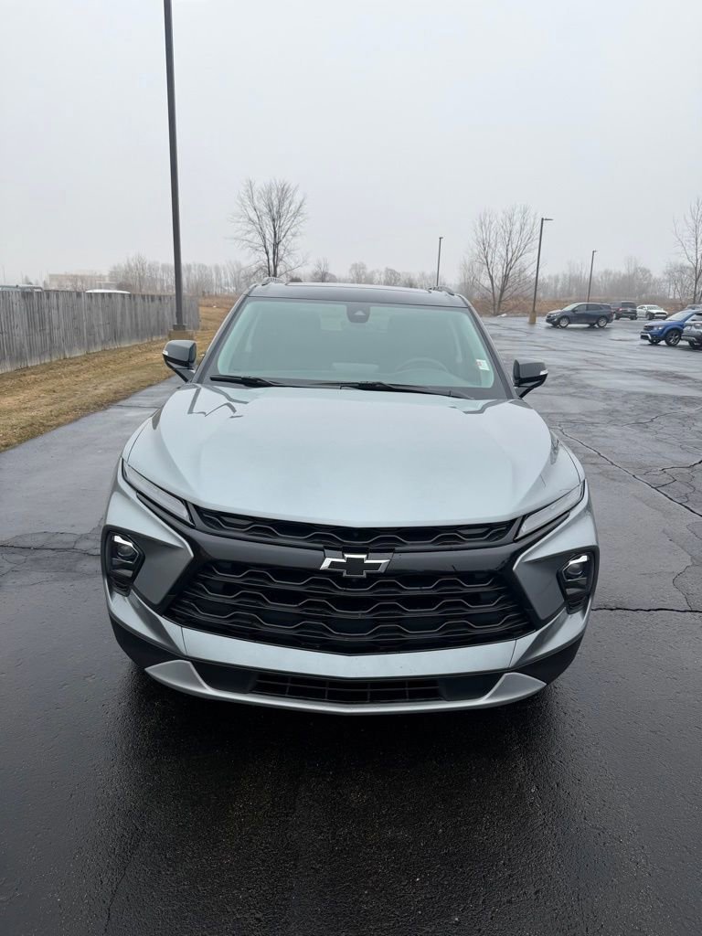 New 2026 Chevrolet Blazer LT image 4